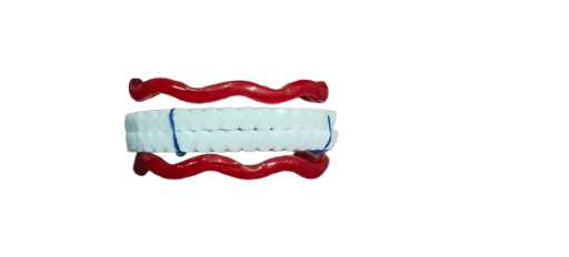 Red and White Wavy Bangles Set