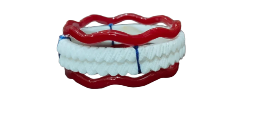 Red and White Wavy Bangles Set