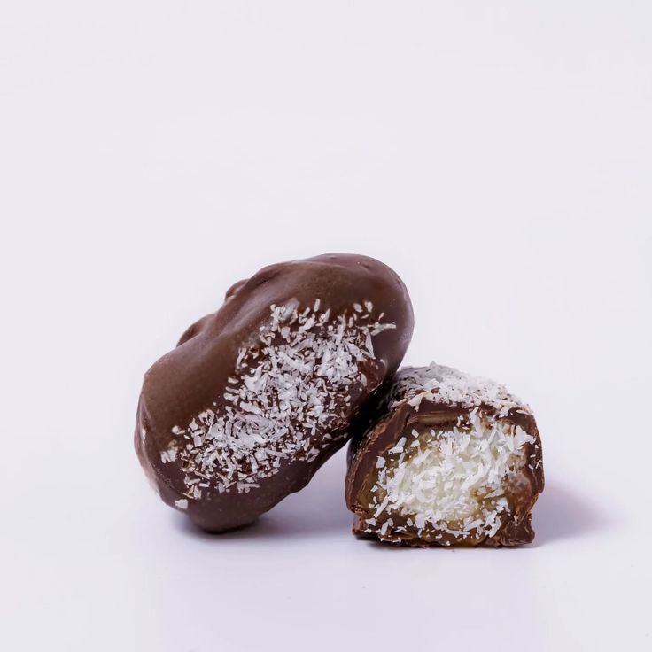 فاكوس بحشوة الفواكه الجافة و الشوكولاتة