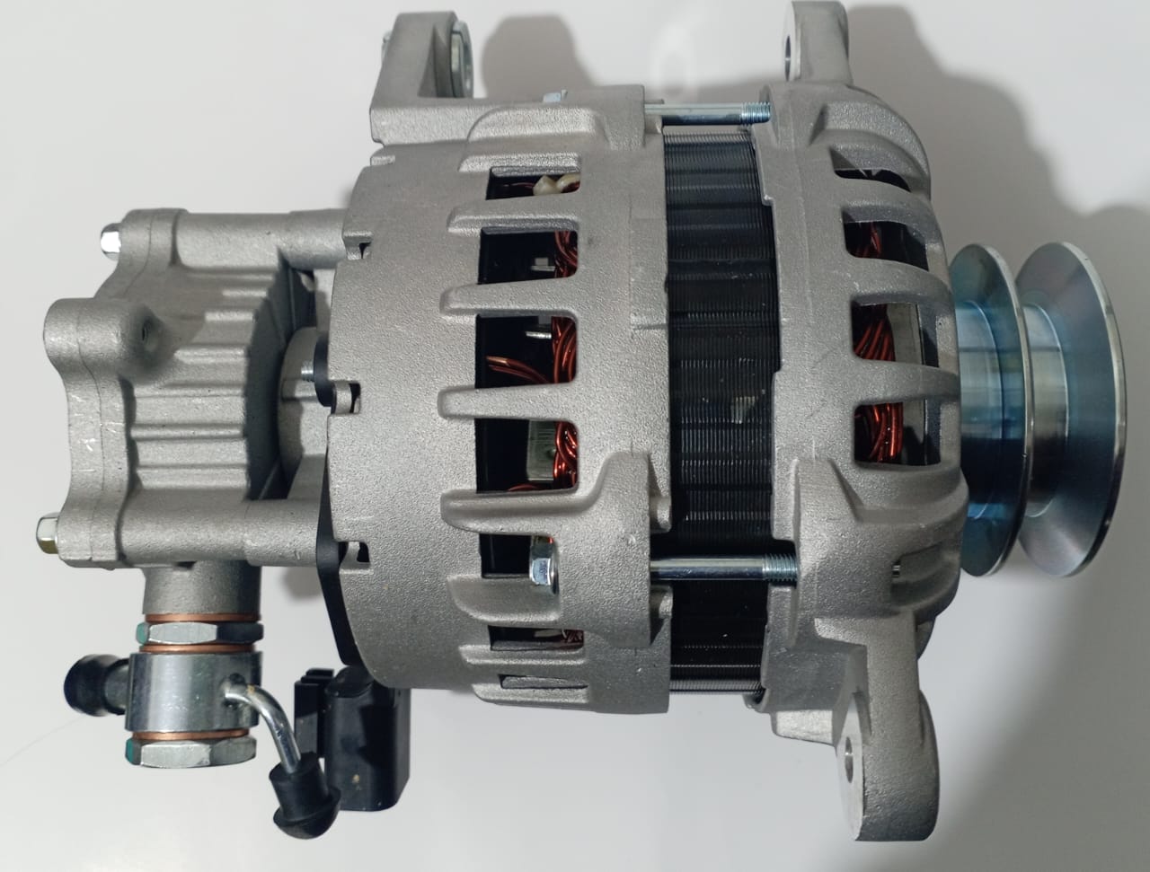 ALTERNADOR DE  IZUSU NPR L4 4.8 5.2L  NQR L4 4.8L 5.2L 12V 110AMP 3C 
