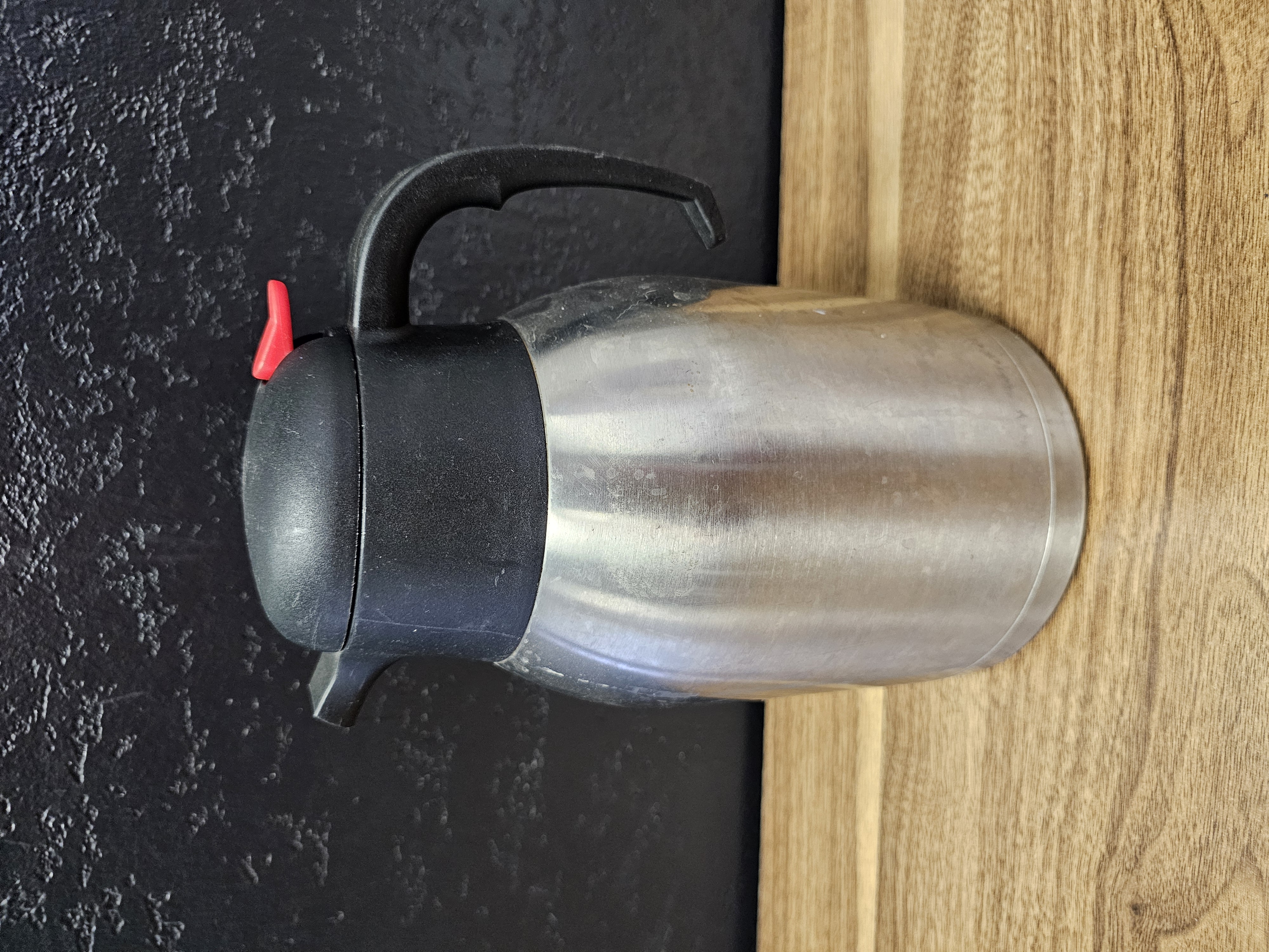 Stainless steel thermal coffee carafe