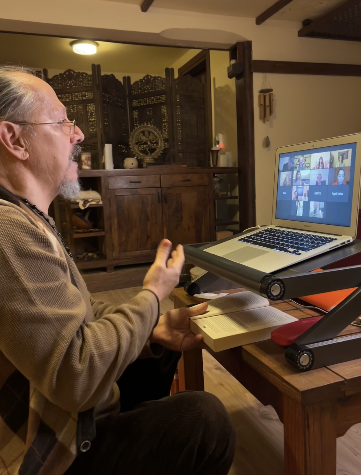 Gurudwara Yoga -Online- Salı, Perşembe