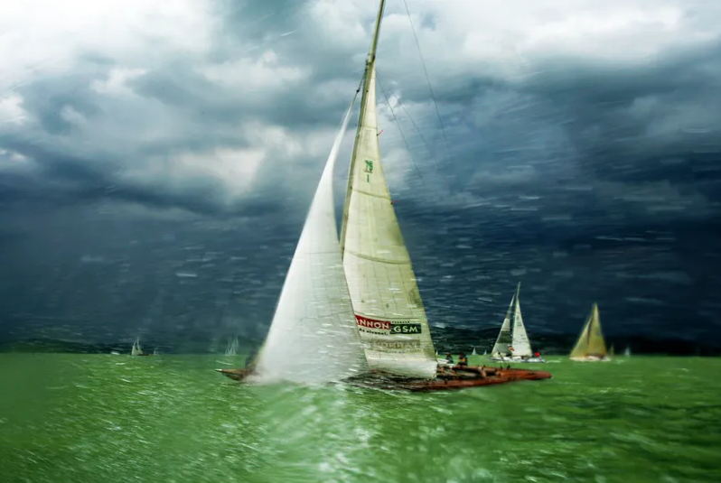 Balatoni vitorlák / Sails on the lake Balaton
