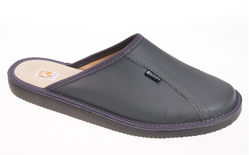 Odinės vyriškos šlepetės "Bosaco"