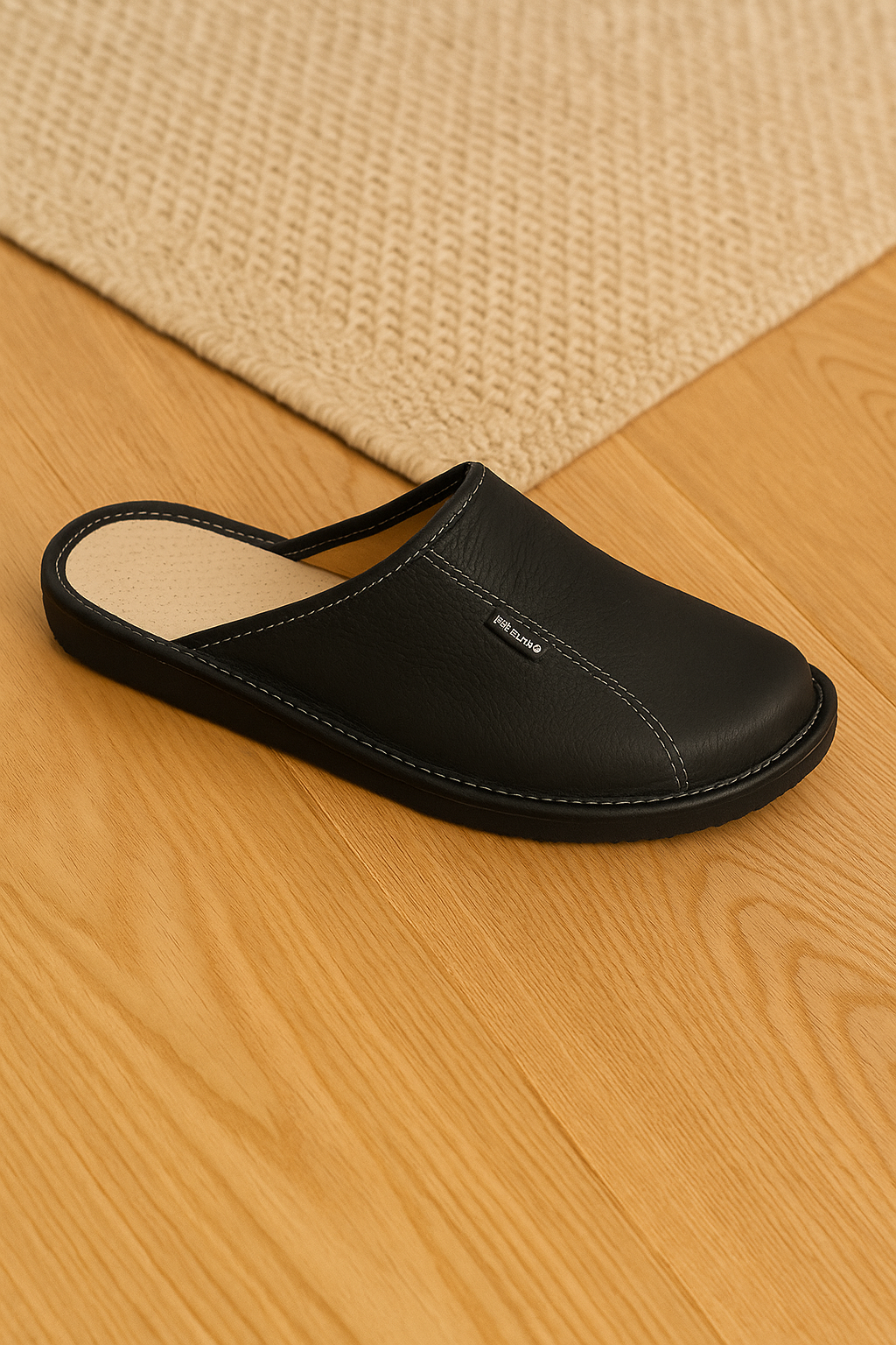 Vyriškos odinės šlepetės "Bosaco"