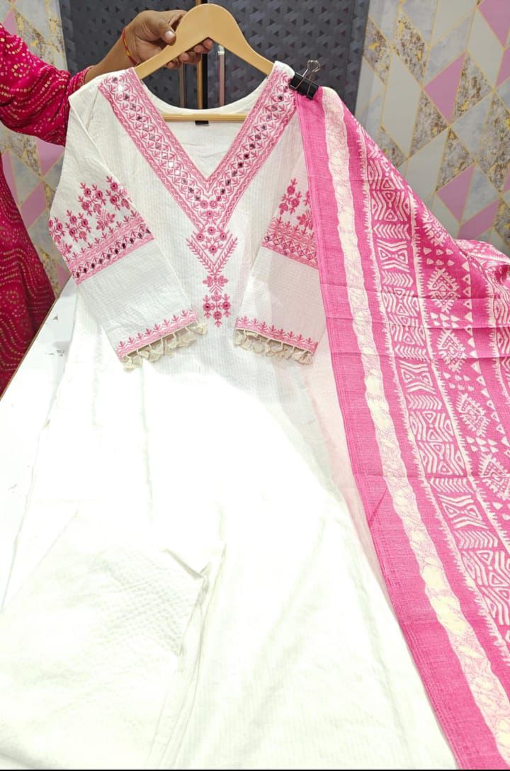 Elegant White and Pink Embroidered Kurta Set
