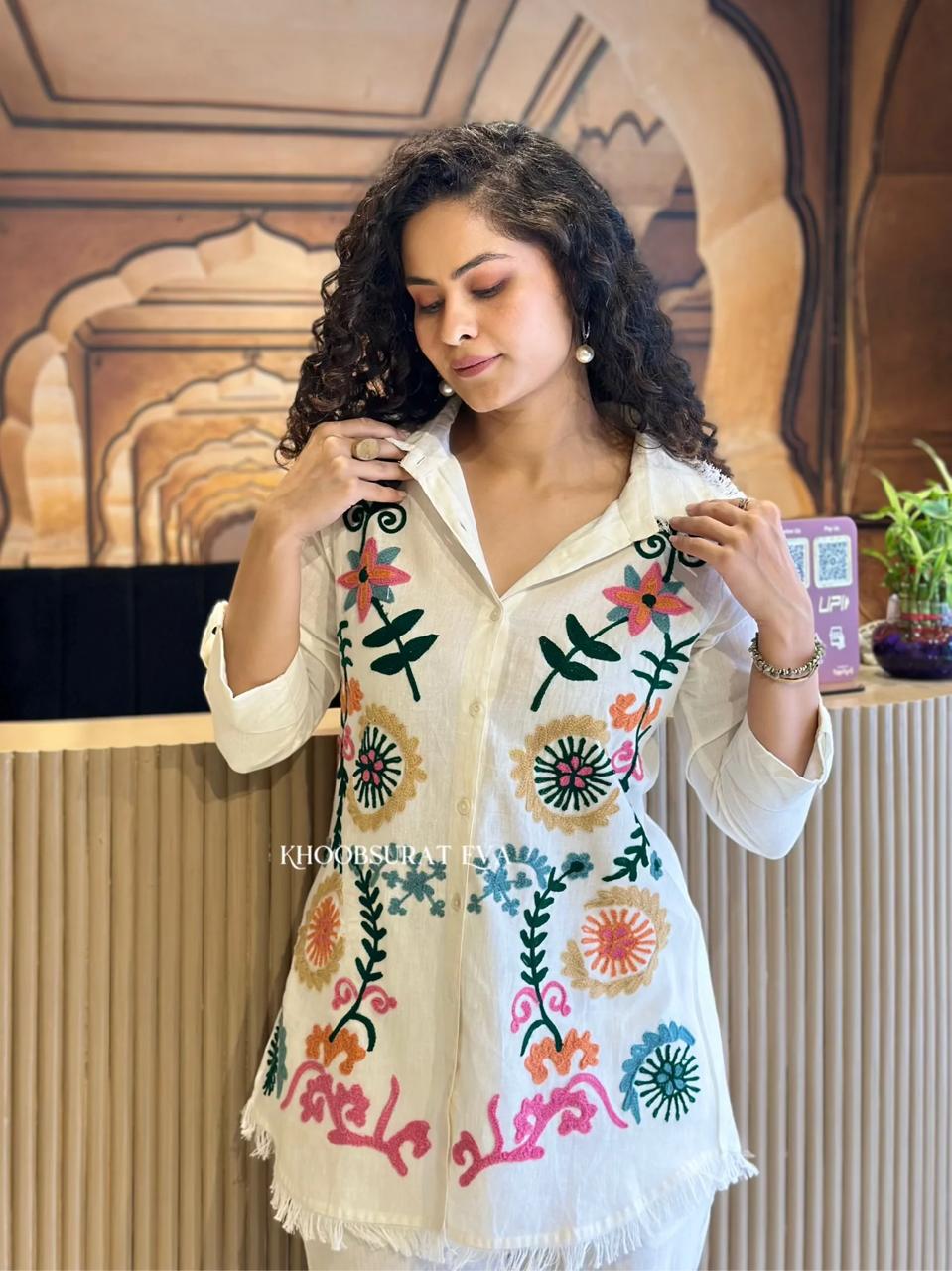 Embroidered CORSET White Two-Piece Outfit