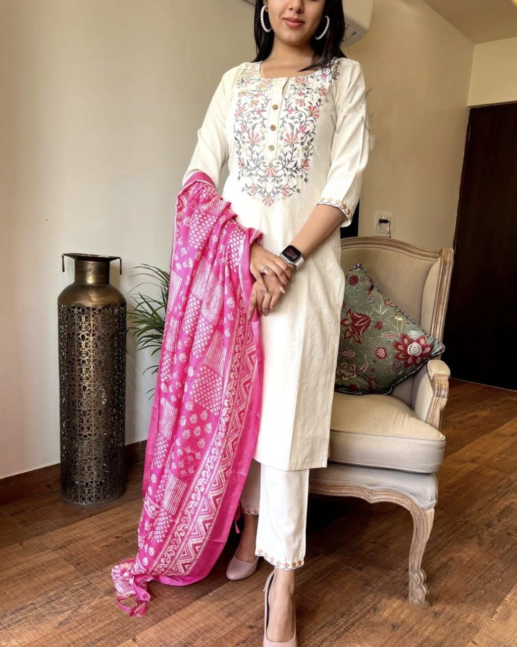 Embroidered White Traditional Kurta Set