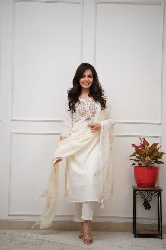 Elegant White Embroidered Kurta Set