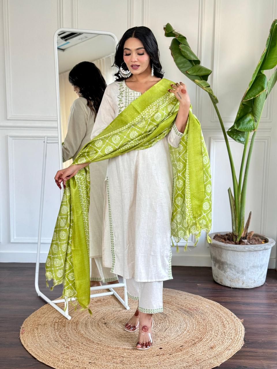 White embroidered kurta set with green dupatta