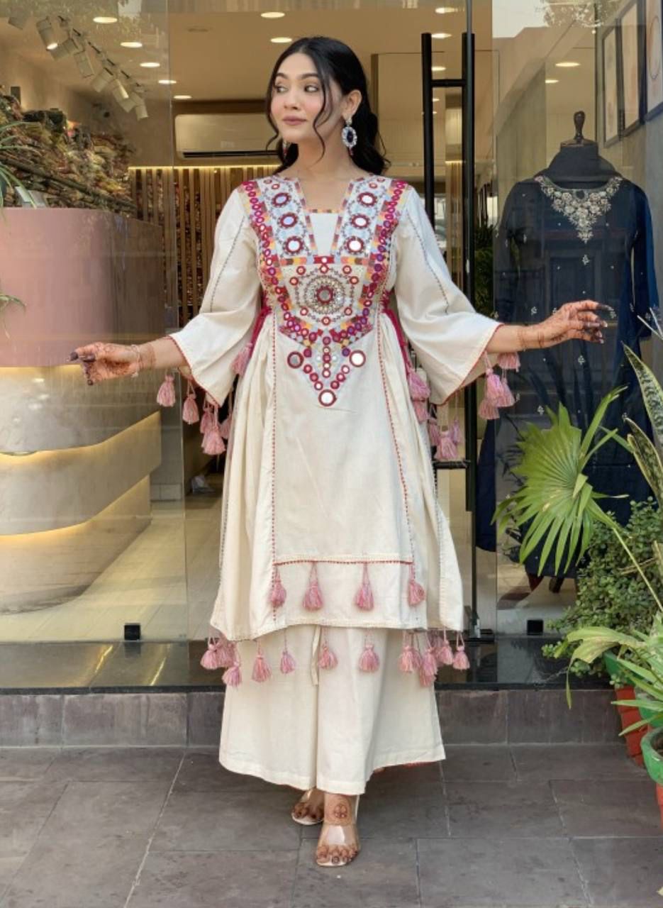 Embroidered White kurta set 