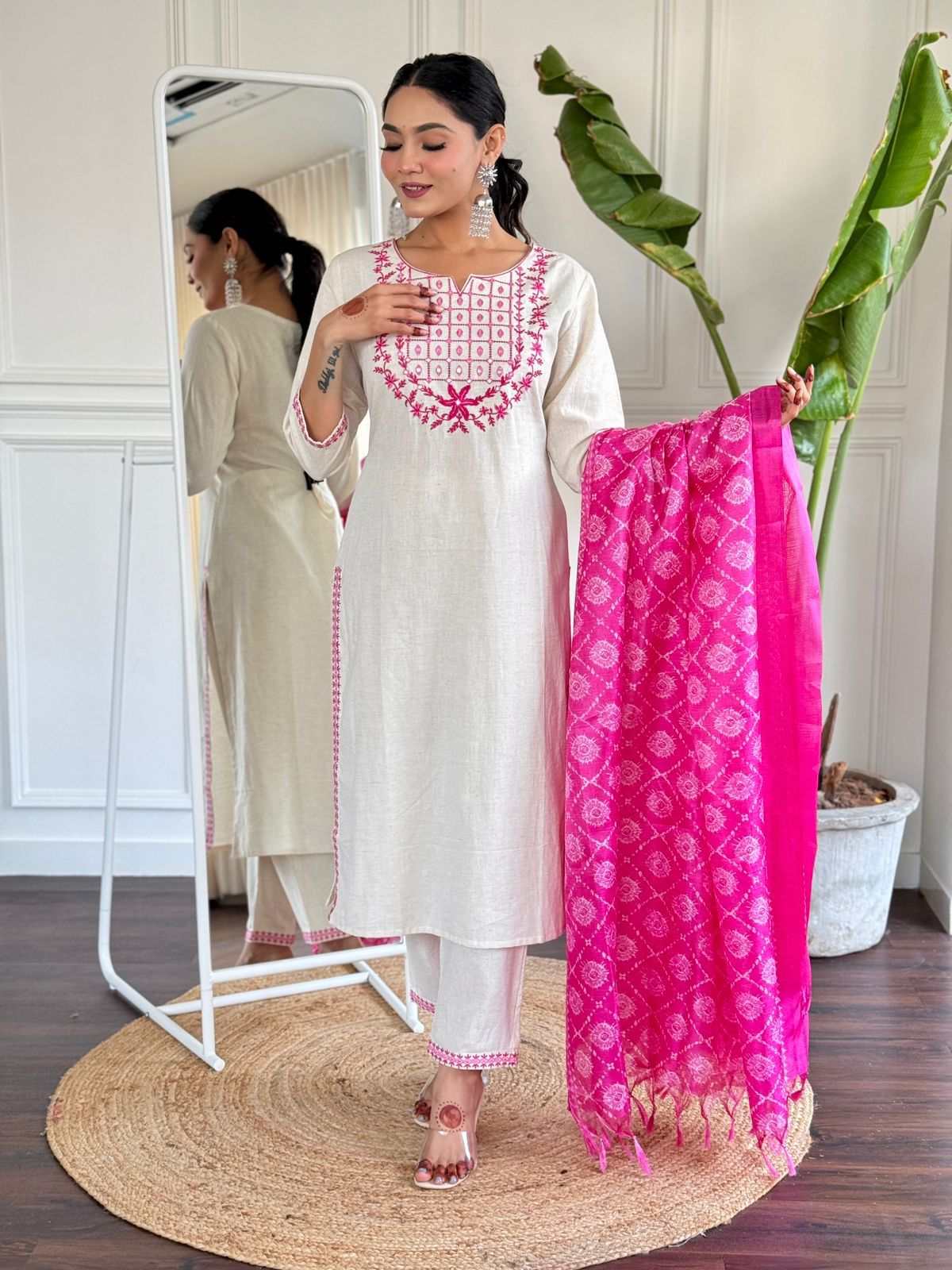 Elegant Cream and Pink Ethnic Suit