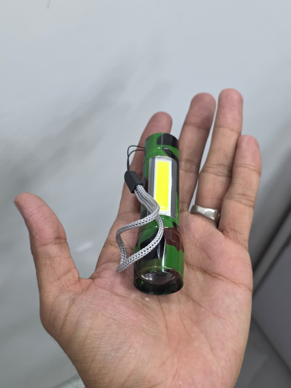 Commando Mini Metal Body Torch Price in Pakistan | XPE COB Rechargeable Flashlight