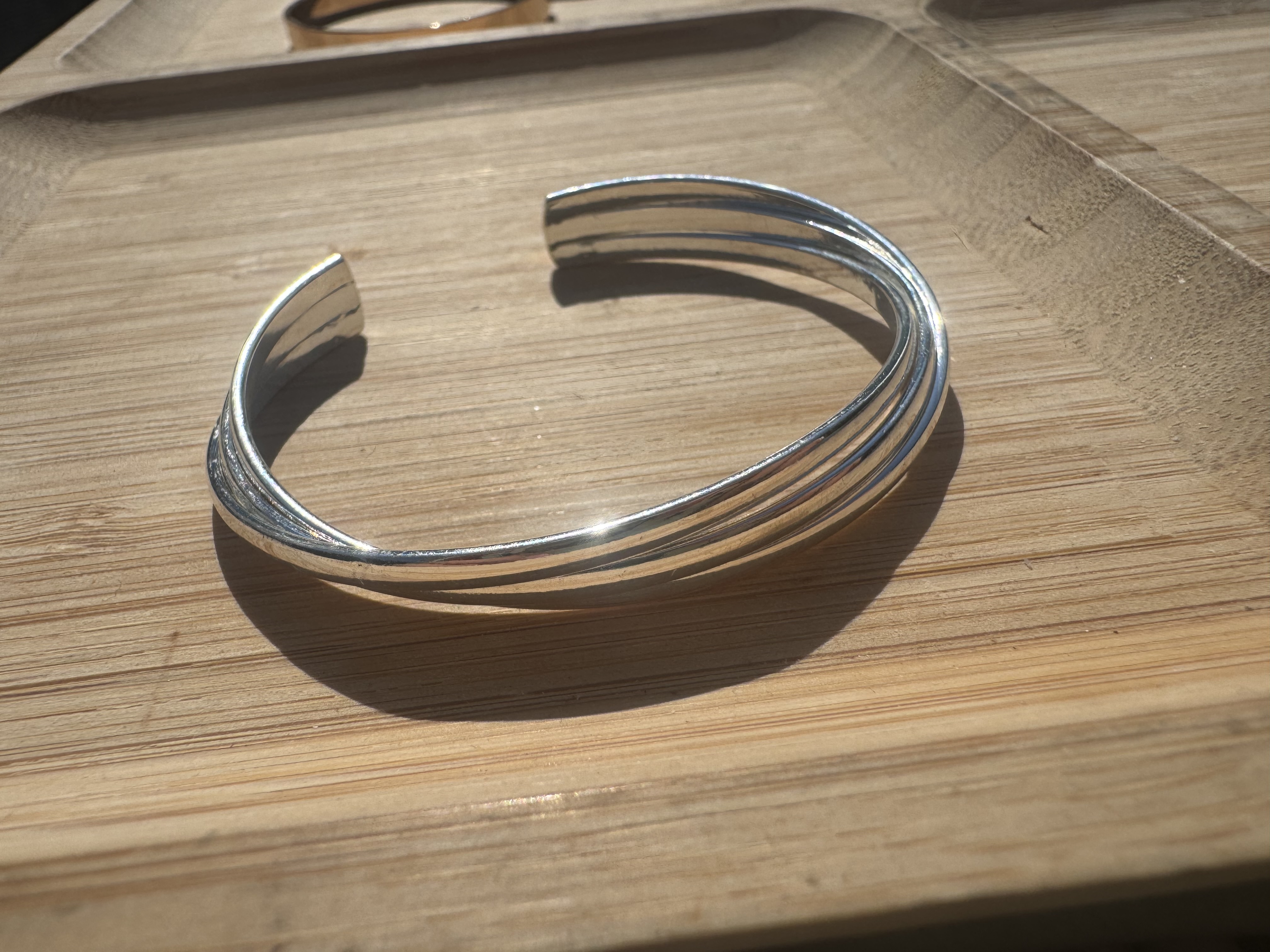 Twisted bangle (zilver)