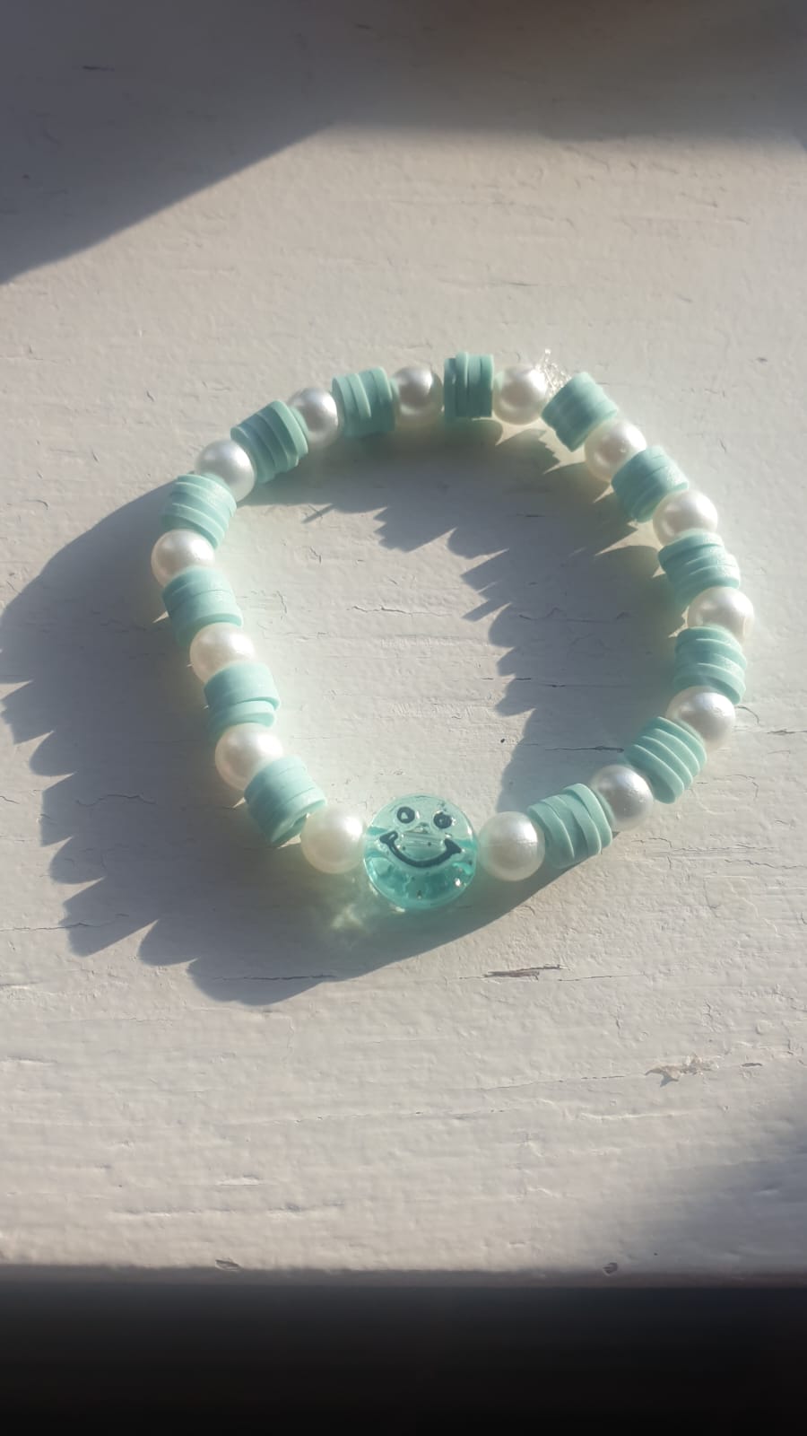 Turquoise smiley armband
