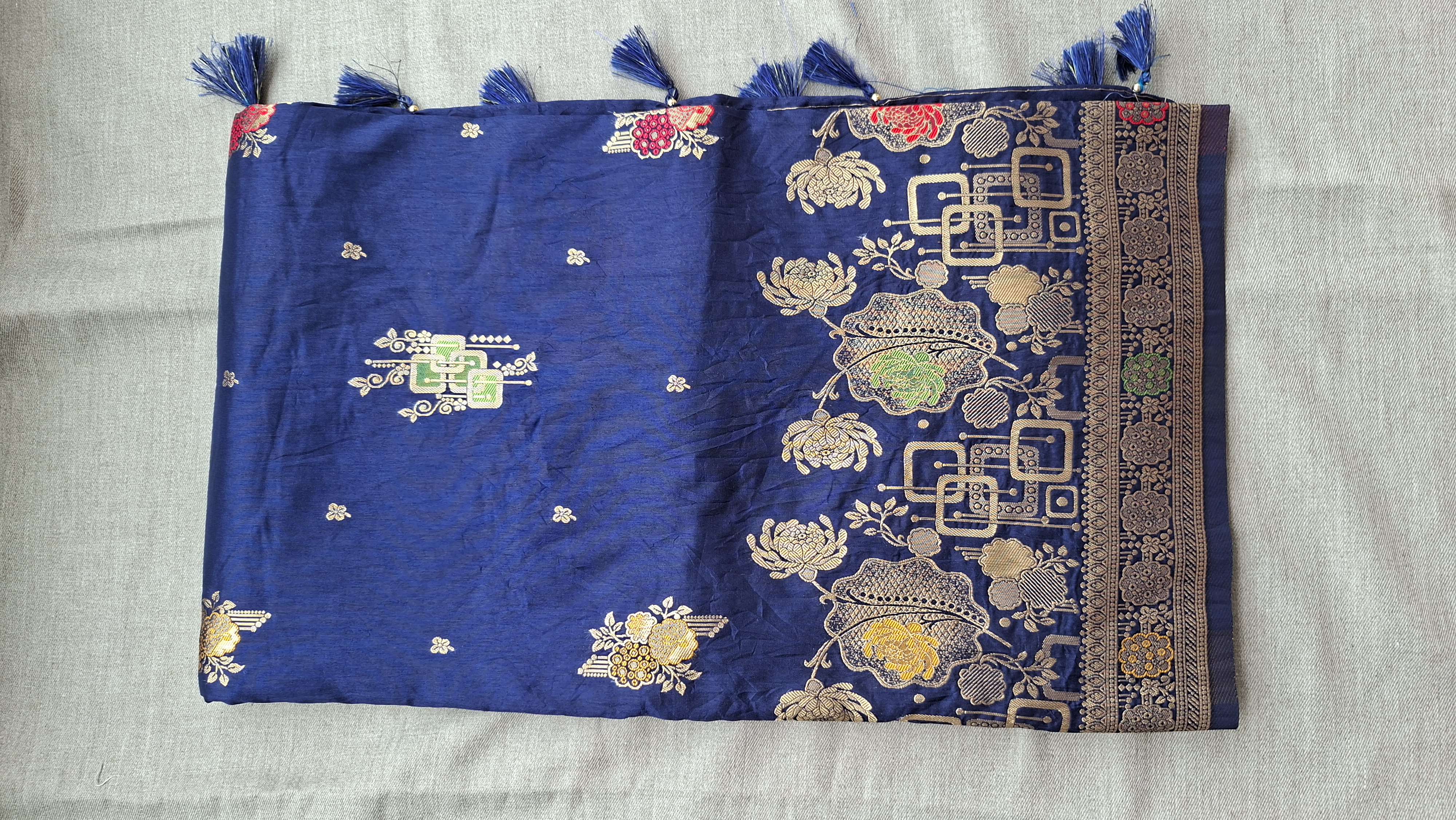 Benaras Dola silk saree(BDS-1)