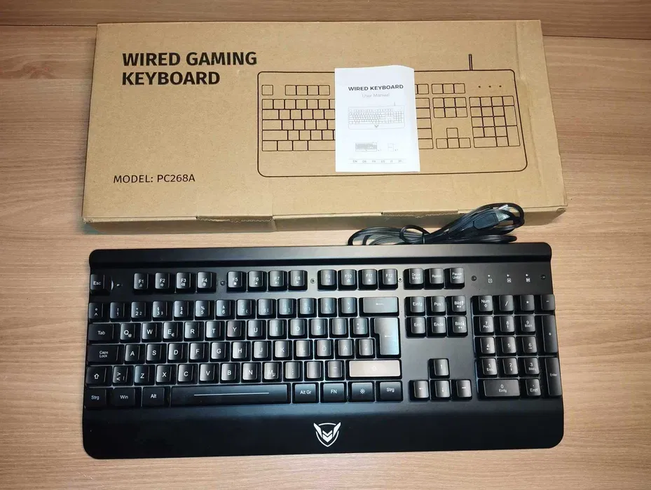 Teclado 100% / RGB Gaming 