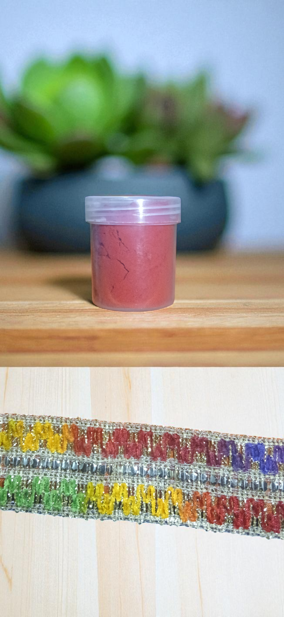 Red craft pigment powder