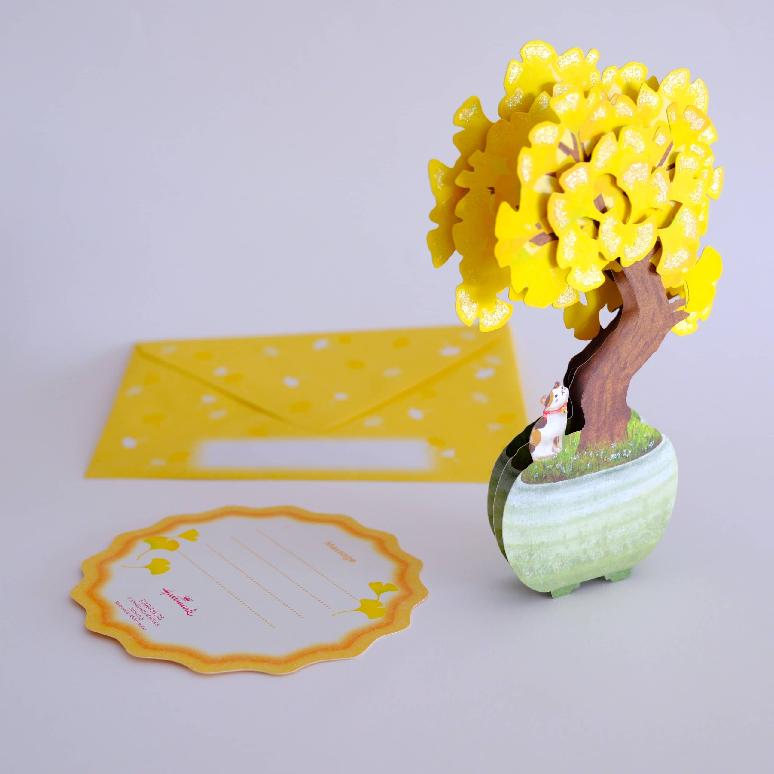 Postal 3D Ginkgo con Gato