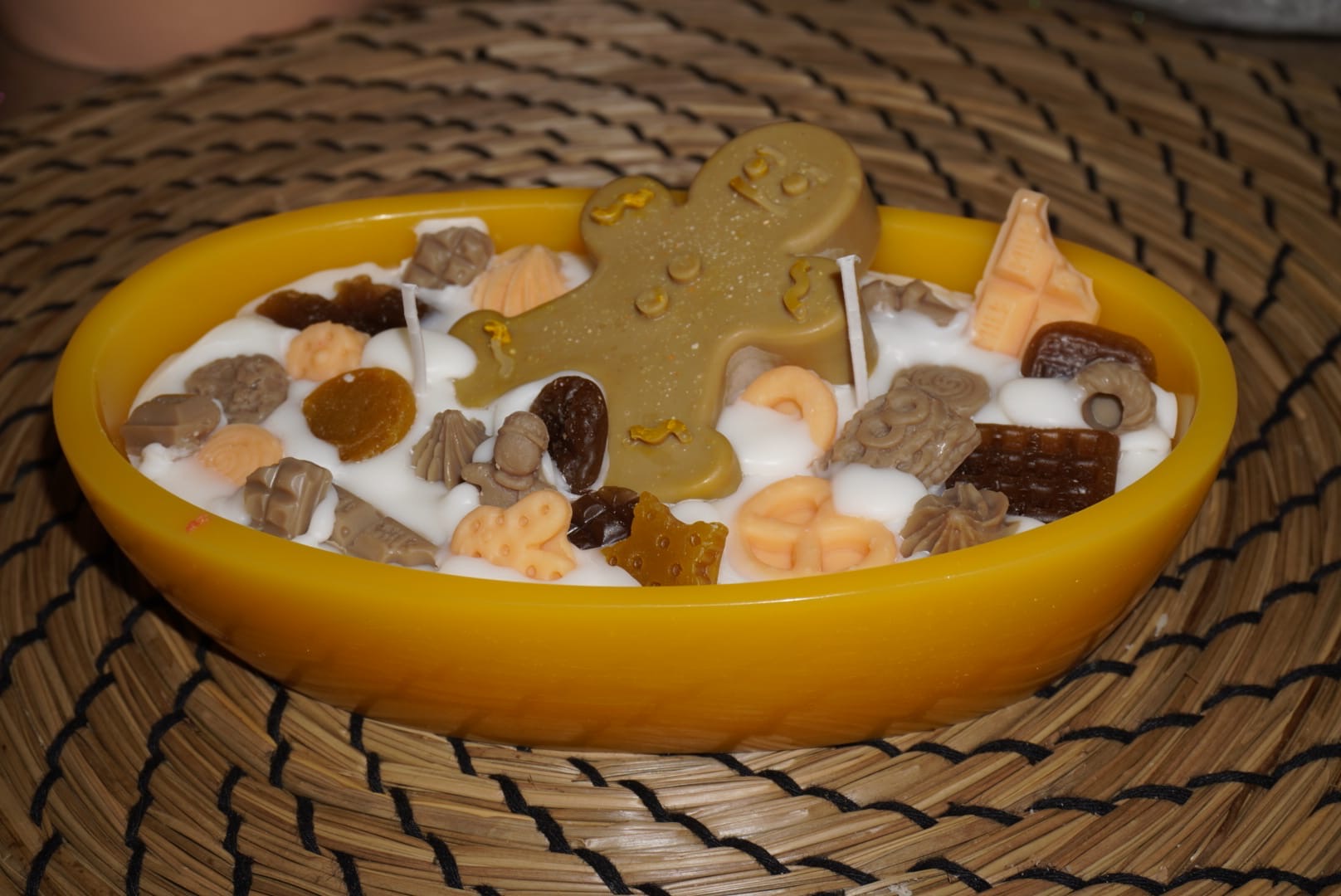 Festive Dessert Candle