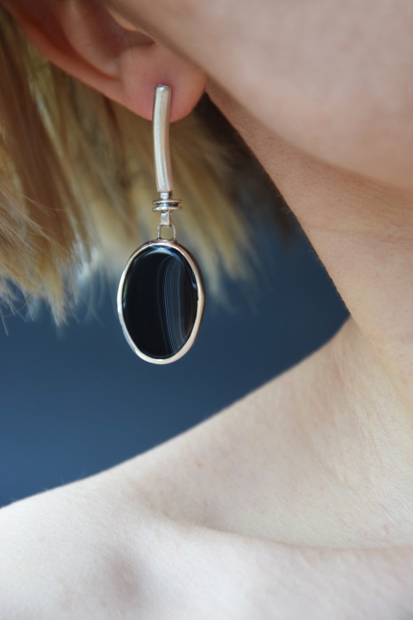 Sidabriniai auskarai su agatais