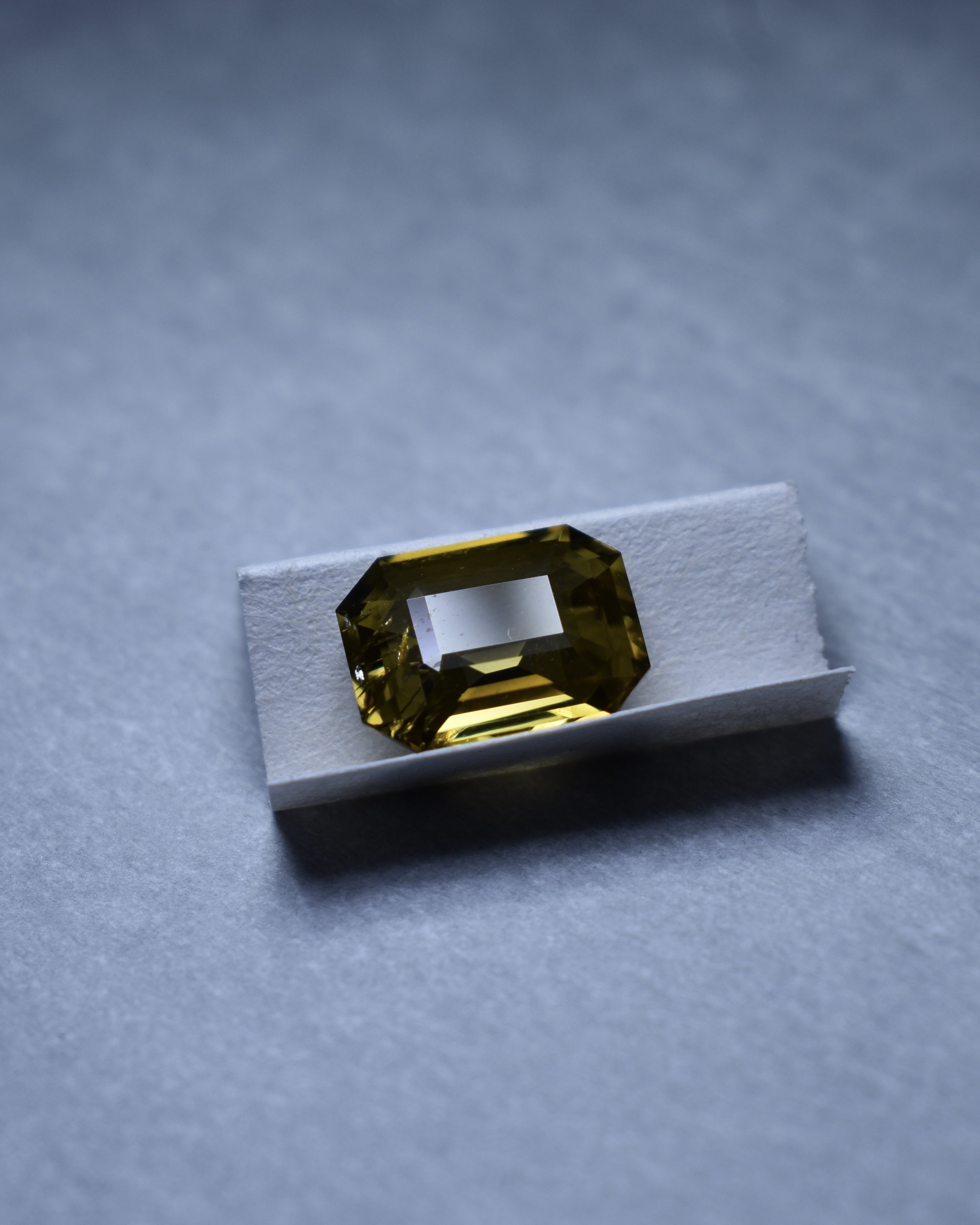 Sinhalite rare species
