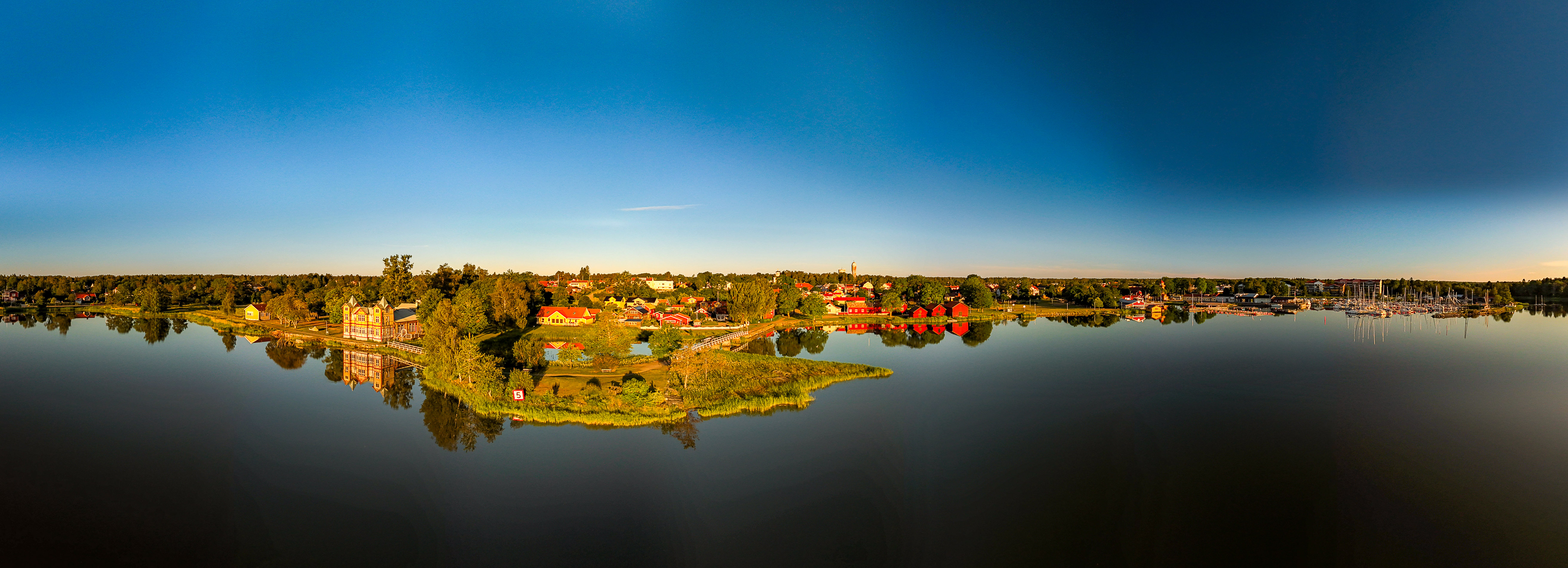 D_B019 Östhammar Waterfront at Sunrise