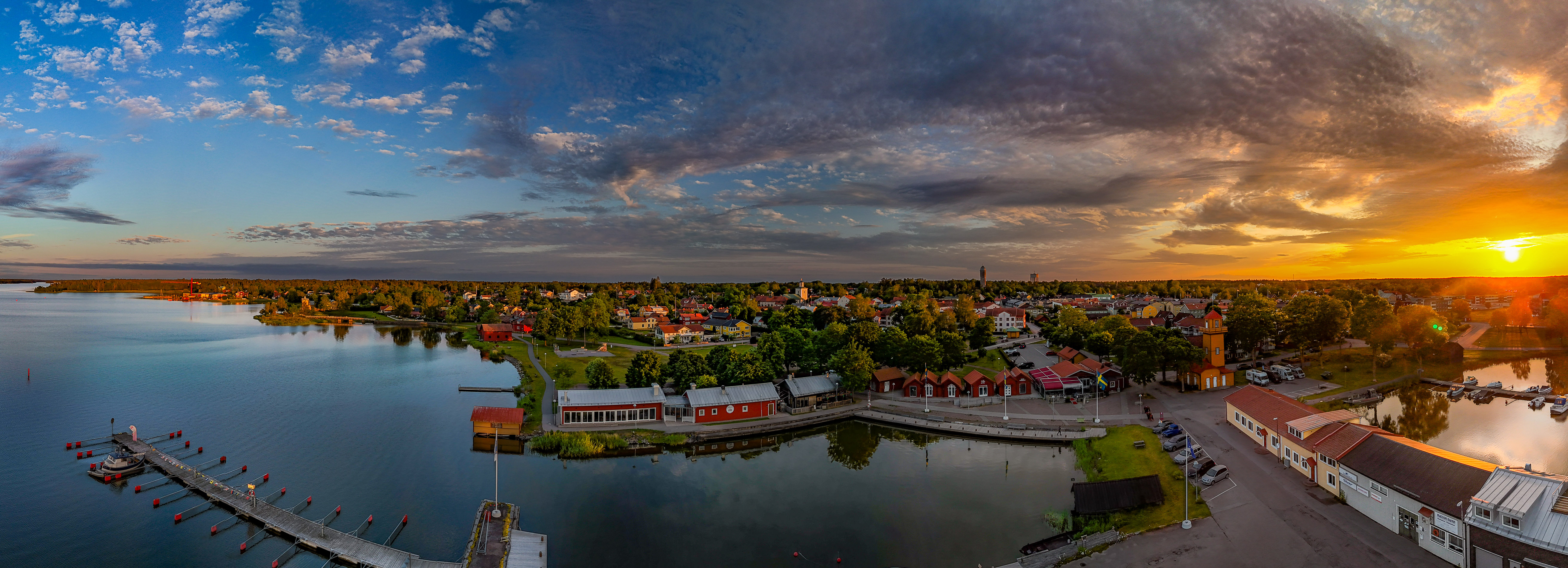 D_B017 Sunset over Östhammar's Harbour