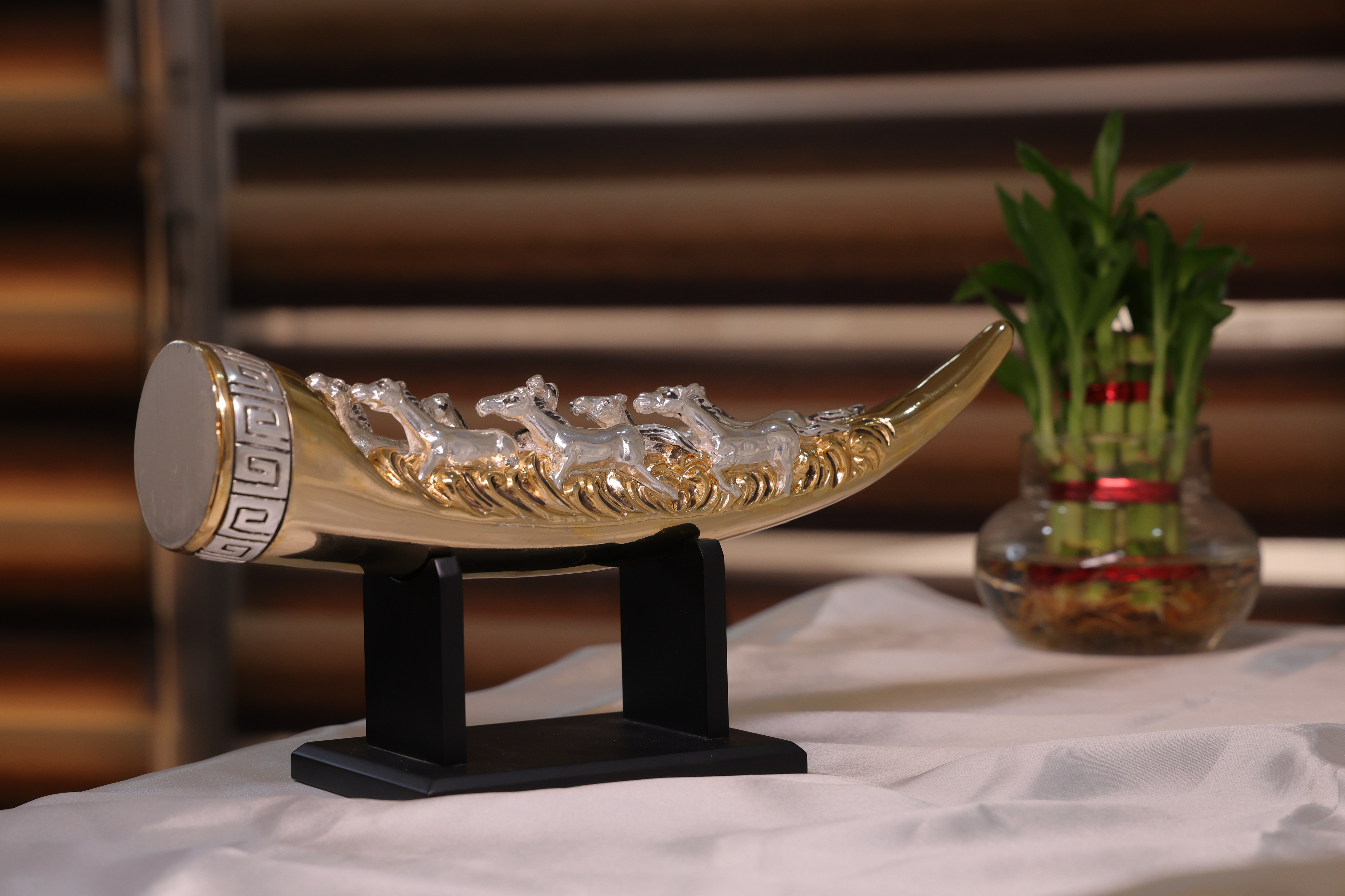 Ashwa Vijay Haathi Daant – Gold & Silver Elephant Tusk with Horses