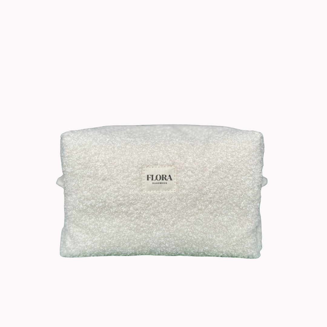 Kosmetinė Off white 