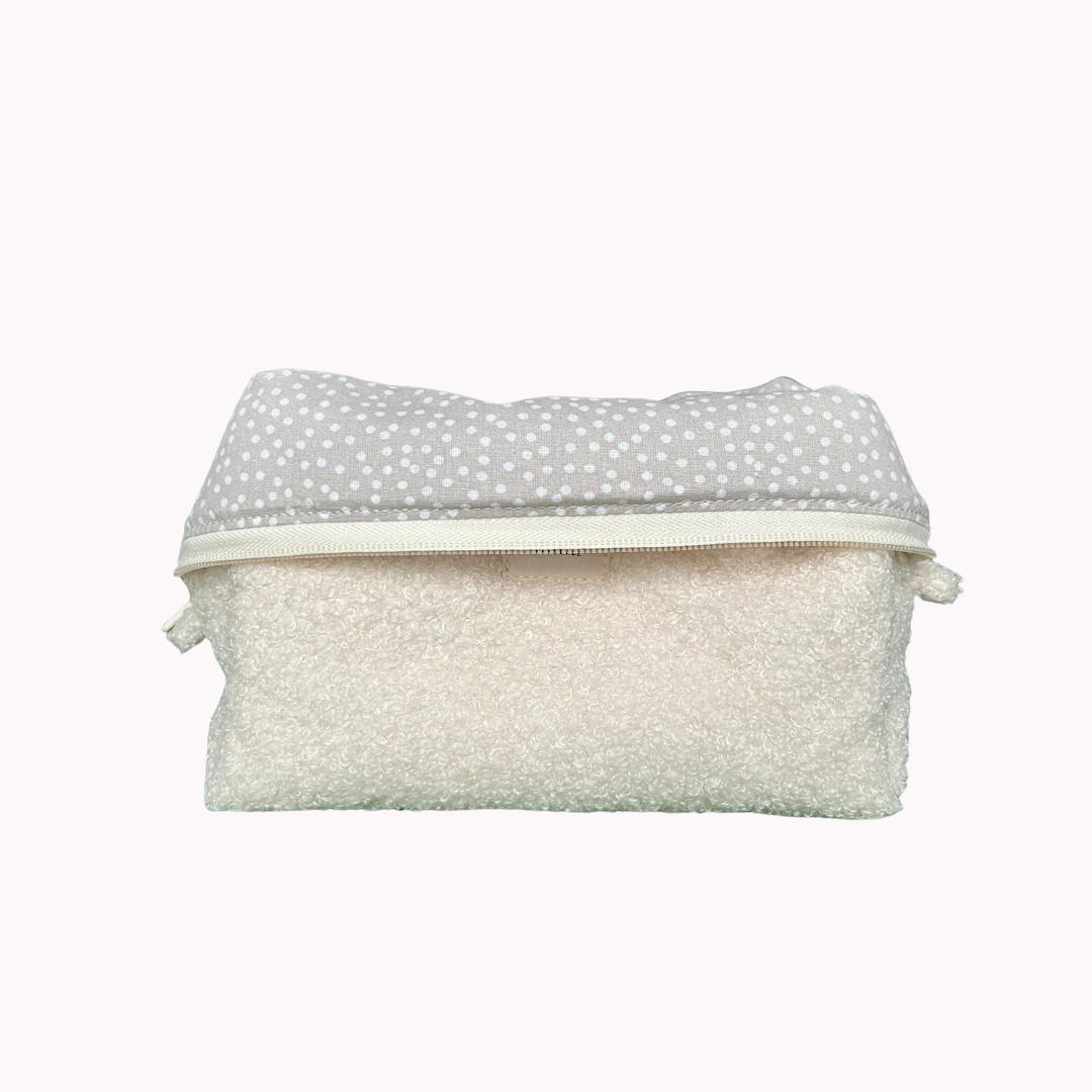 Kosmetinė Off white 