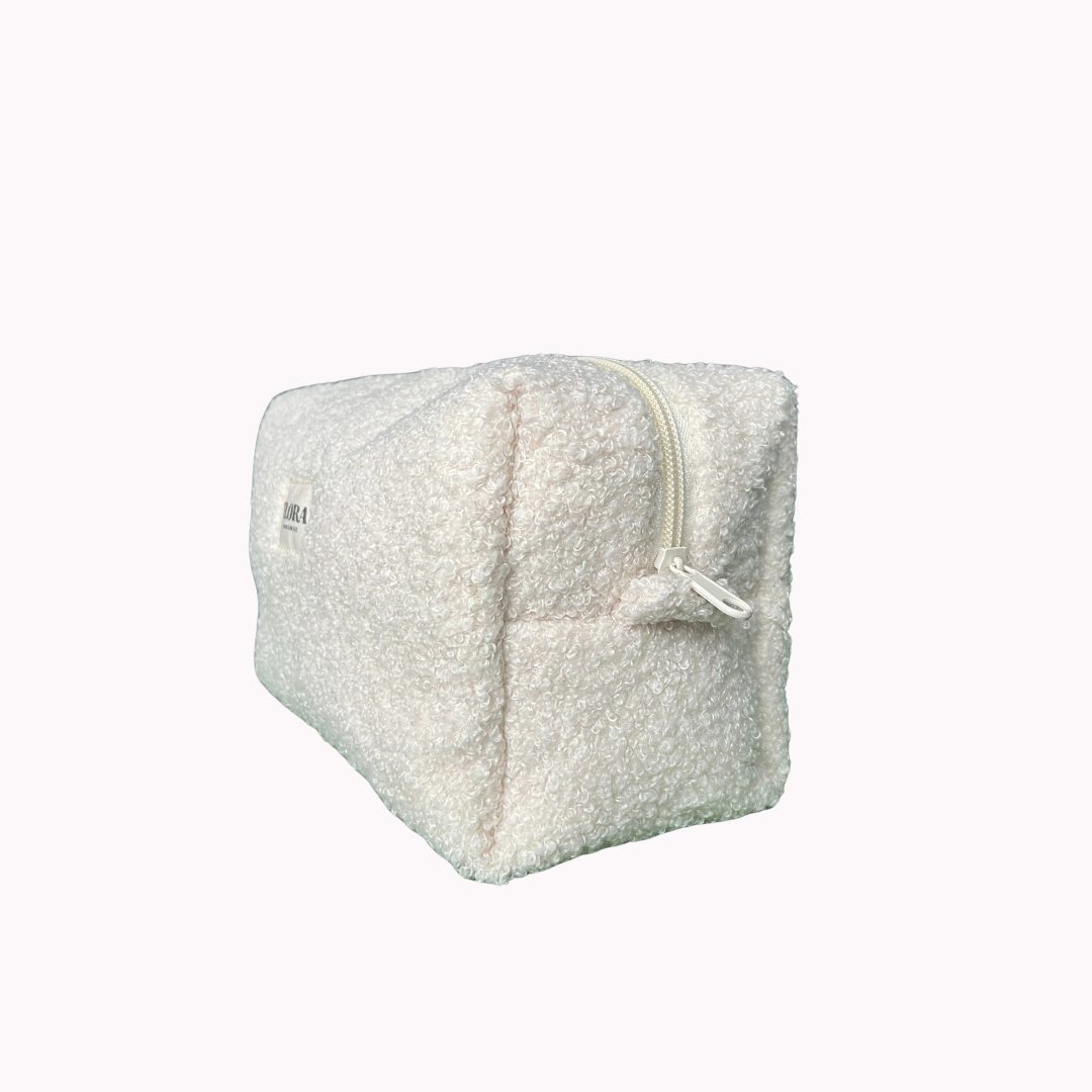 Kosmetinė Off white 