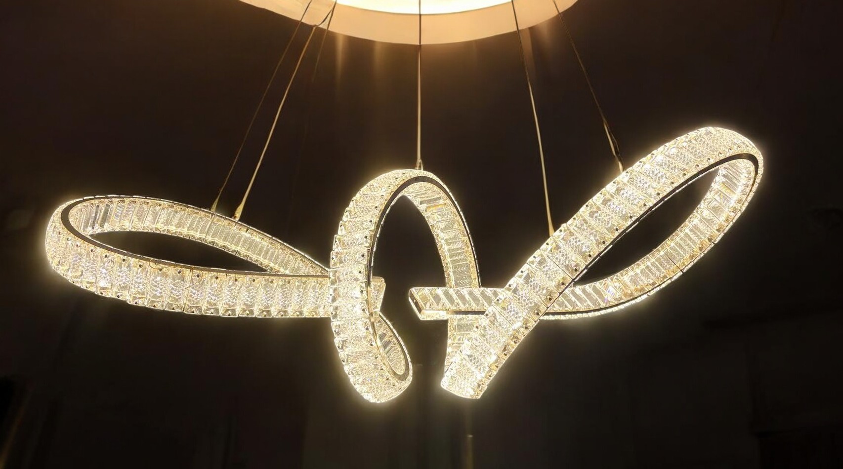 Crystal LED Chandelier – Unique Twisted Design Pendant Light for Living Room & Dining Room