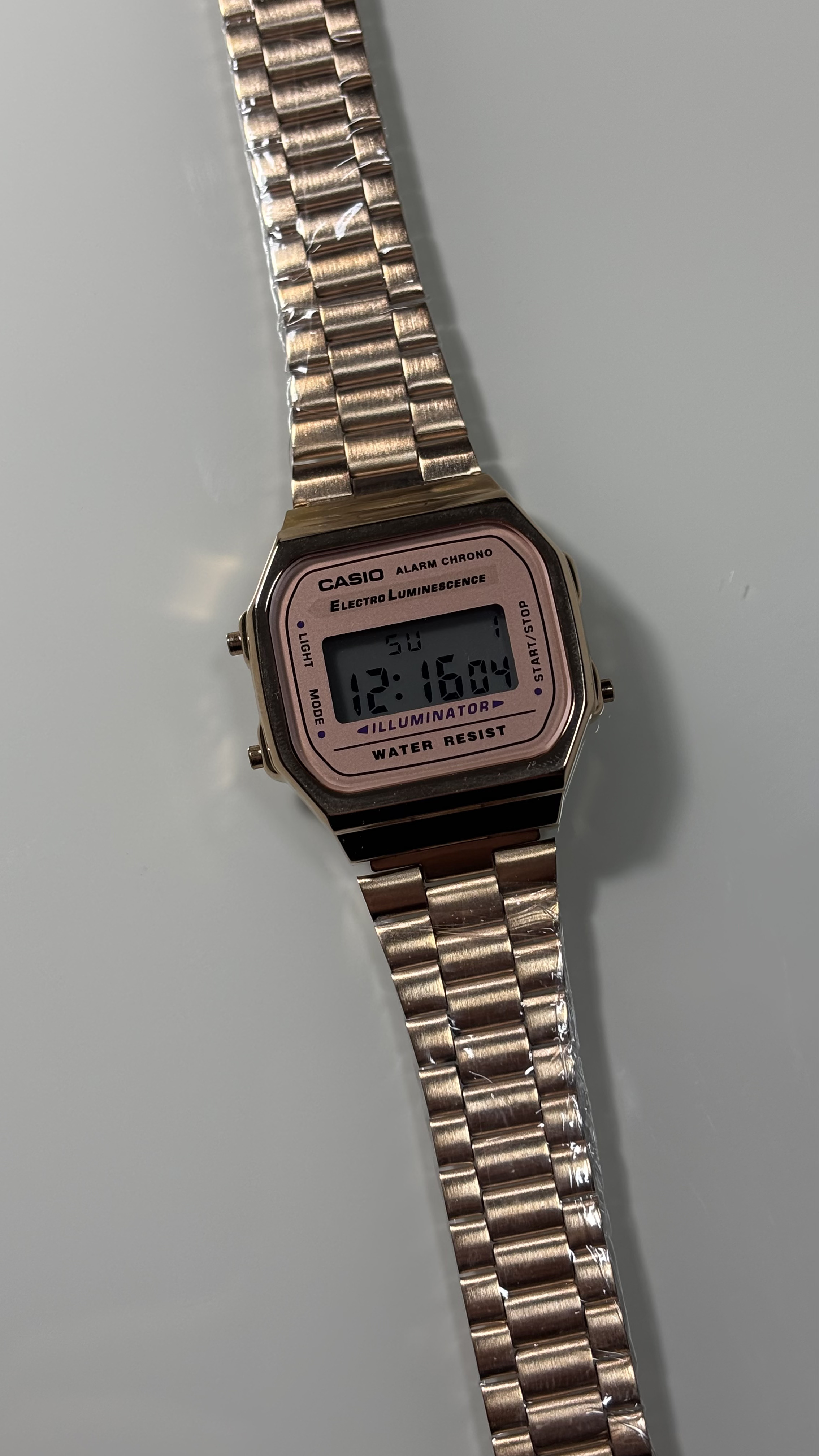 CASIO A-168 VINTAGE | Oro Rosa