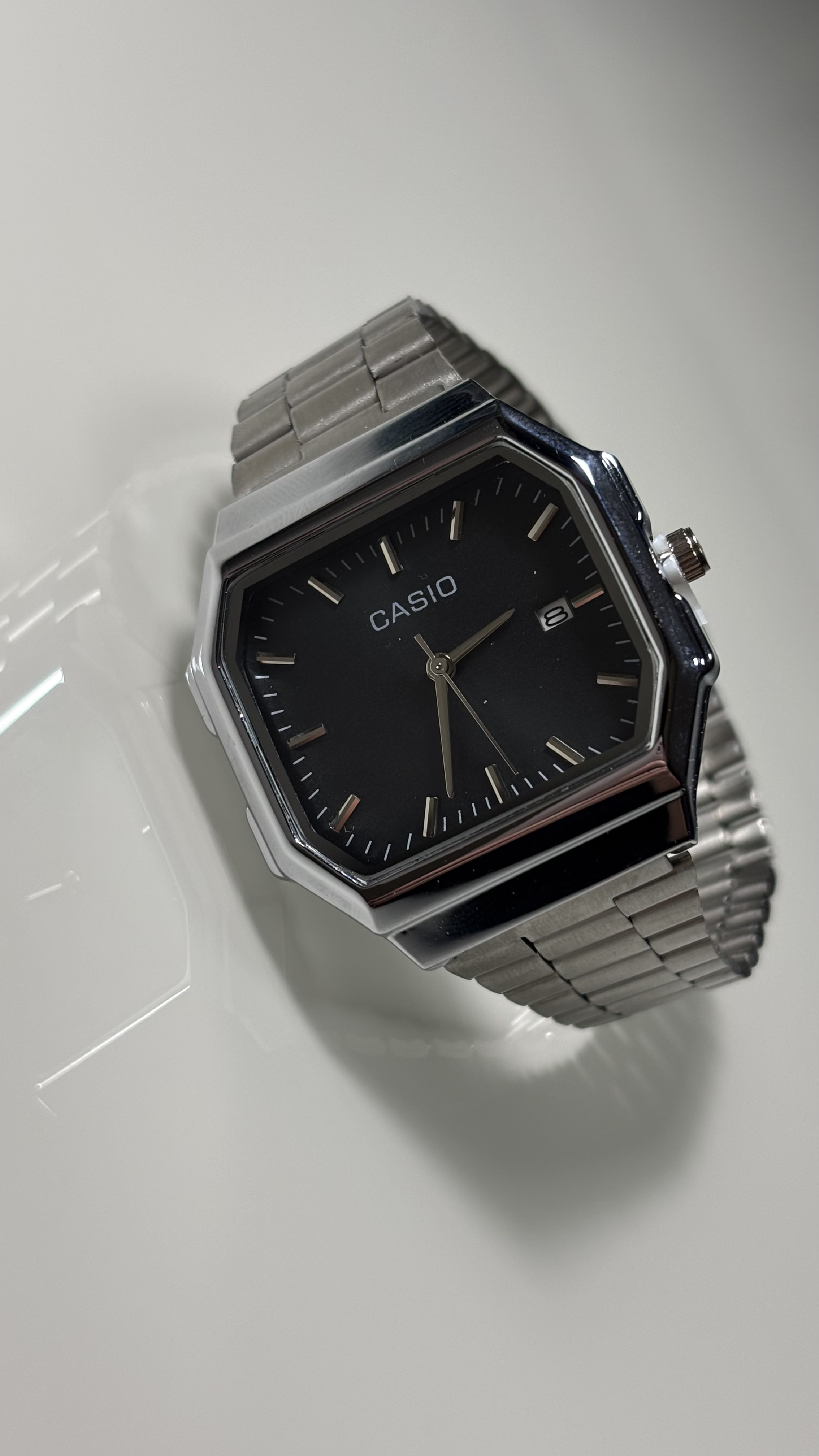 CASIO | Negro y Plateado