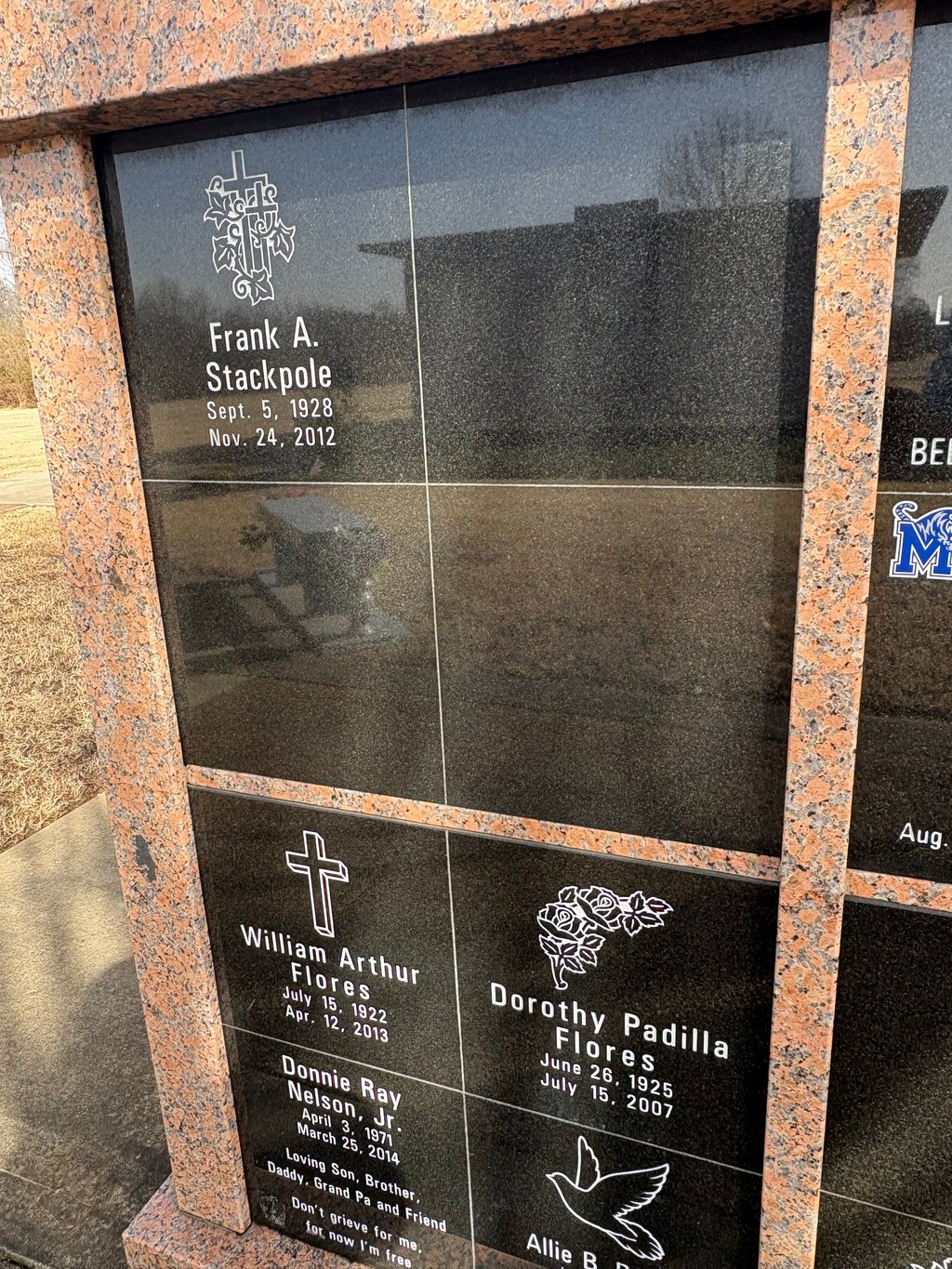 Memorial Gardens-Eagle Columbarium