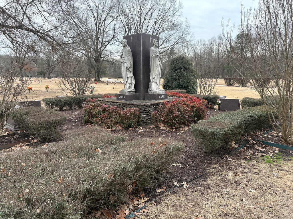 Memory Gardens-Garden of Apostles