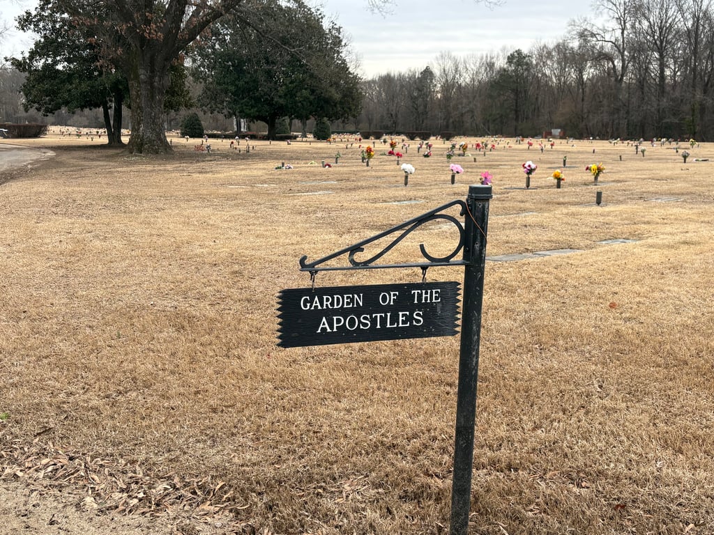 Memory Gardens-Garden of the Apostles