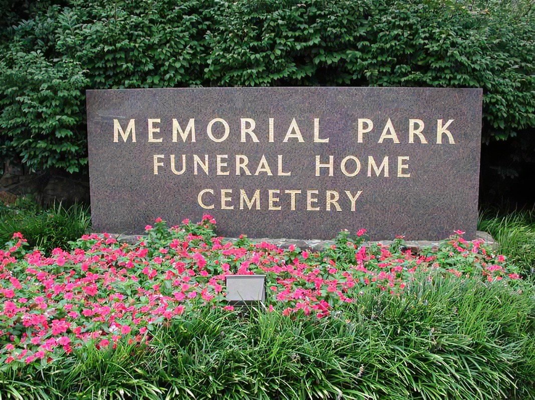 Memorial Park- Mausoleum 