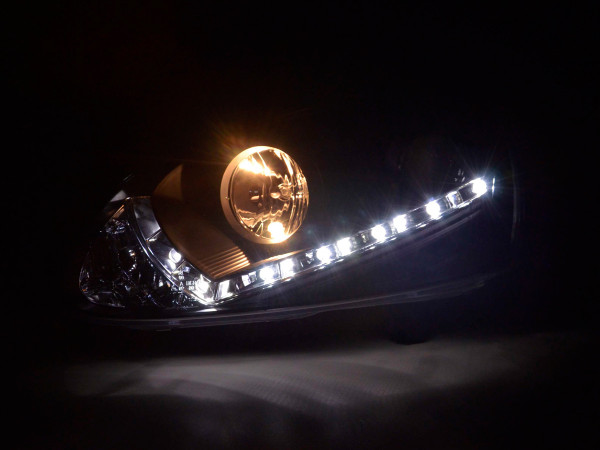 Priekiniai žibintai automobiliui VW golf 5