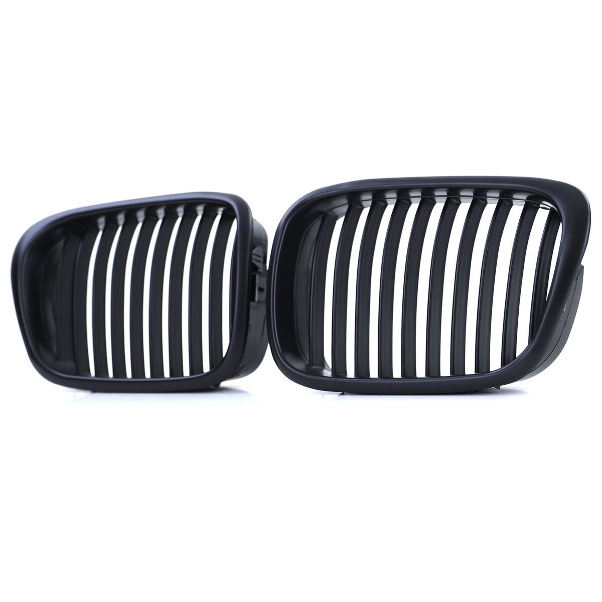 5 serijos sedano/universalo e39 95-03 M5 grotelės