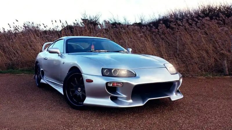 Toyota Supra MK4 priekinis žibintas Priekinių žibintų antakiai