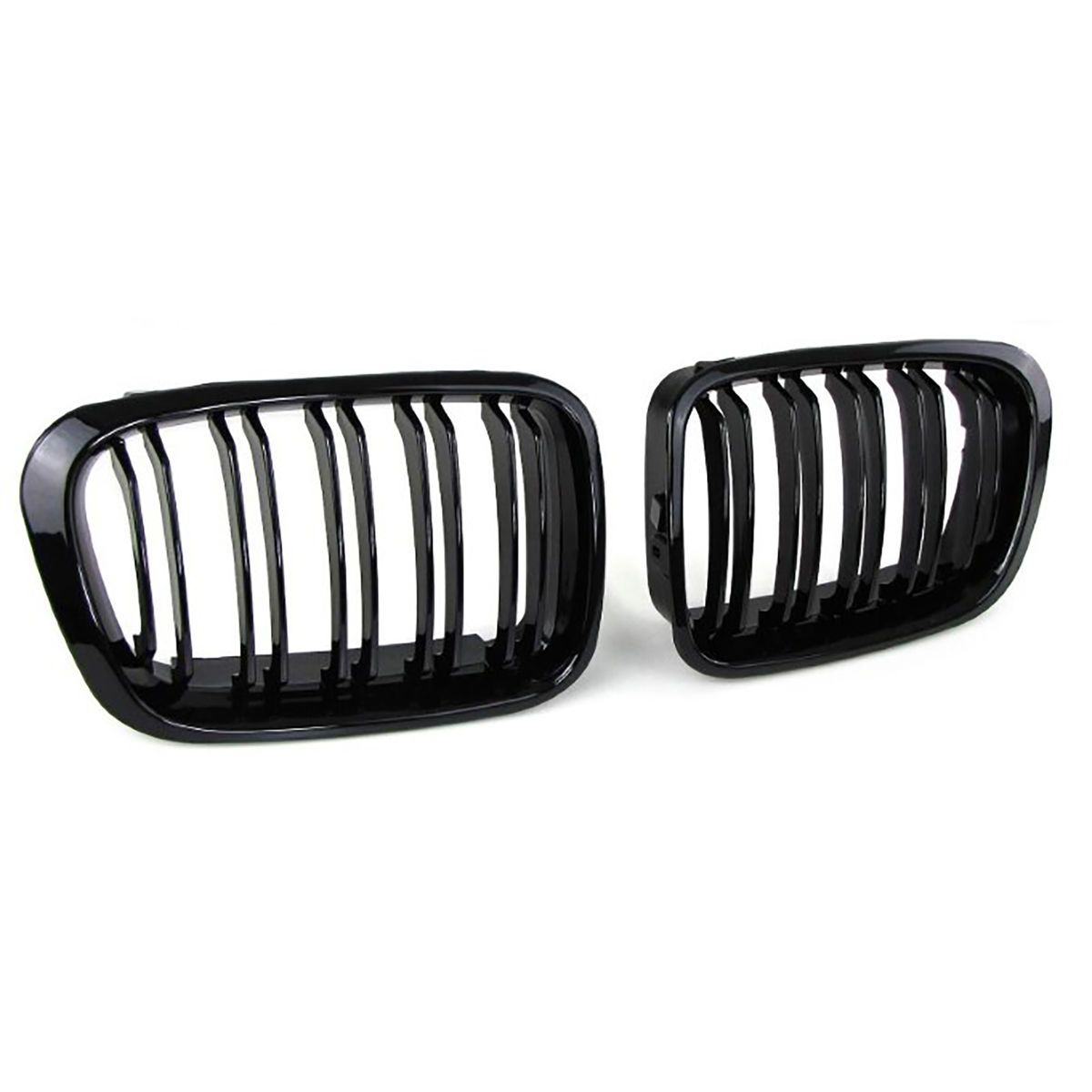Juodos blizgios dvigubos grotelės, skirtos BMW E46 Sedan / Touring 98-01