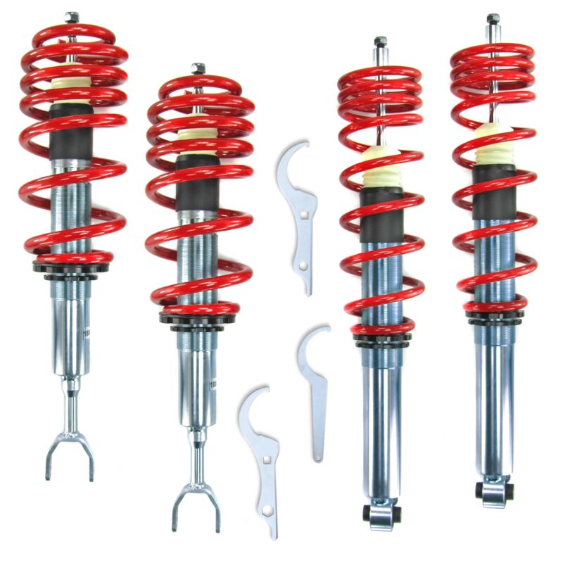 „Redline Coilover“ komplektas, tinkantis „Audi A4 (B5)“ nuo 1994 m. balandžio mėn. iki 2001 m. birželio mėn., išskyrus automobilius su keturiais varomaisiais ratais