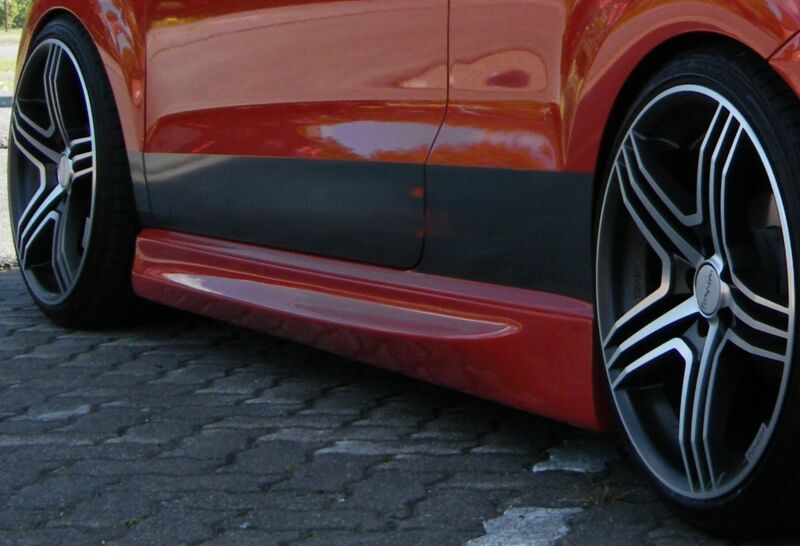 N-RACE Šoninių slenksčių komplektas / Palangių dangteliai Audi A4 B6 (8E) 01-04