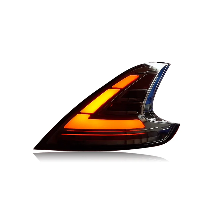 Tamsinti LED galiniai žibintai, skirti „Nissan 370Z“ (2008–dabar) |
