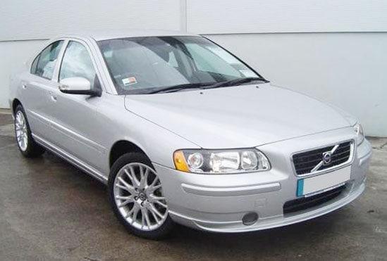 Apatinė priekinė dalis, tinkanti Volvo S60 Facelift modeliui