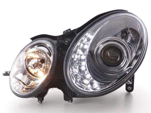 Dienos žibintas Mercedes E-Class W211 Y. 02-06 chromuotas