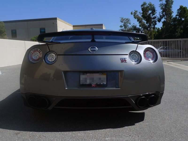 Nissan R35 GT-R 09/- dūminiai skaidrūs galiniai žibintai