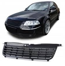 Priekinės grotelės be ženkliuko skirtos VW Passat B5.5 3BG (01-04)